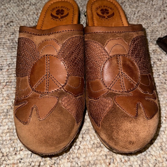 Lucky Brand Suede and Leather Clogs - Picture 3 of 5